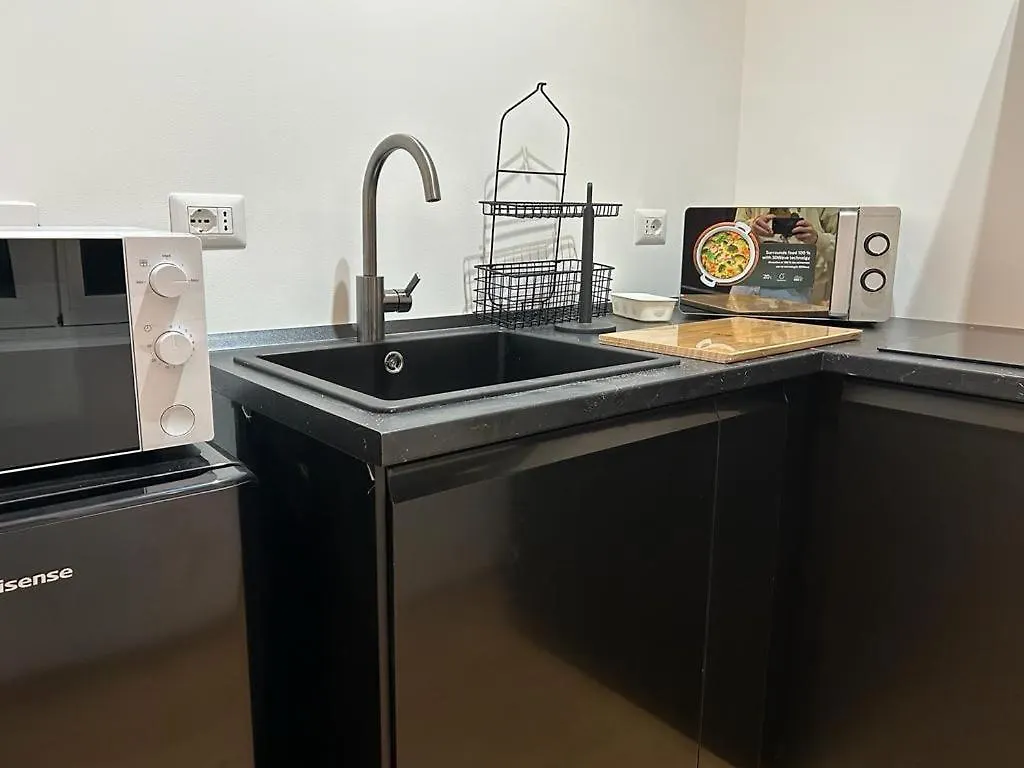 Eleganza Milanese Near Duomo & Metro Daire İtalya